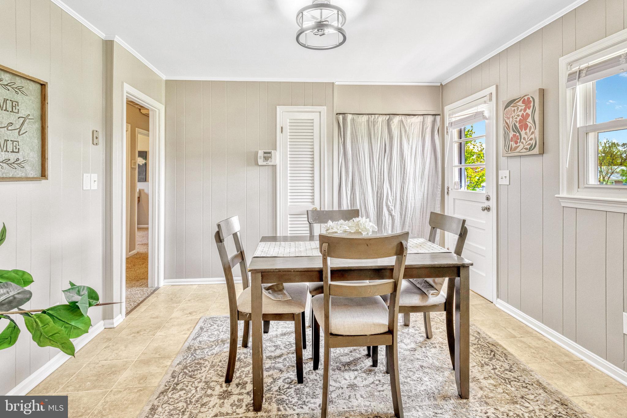 SHERATON HILLS - Residential