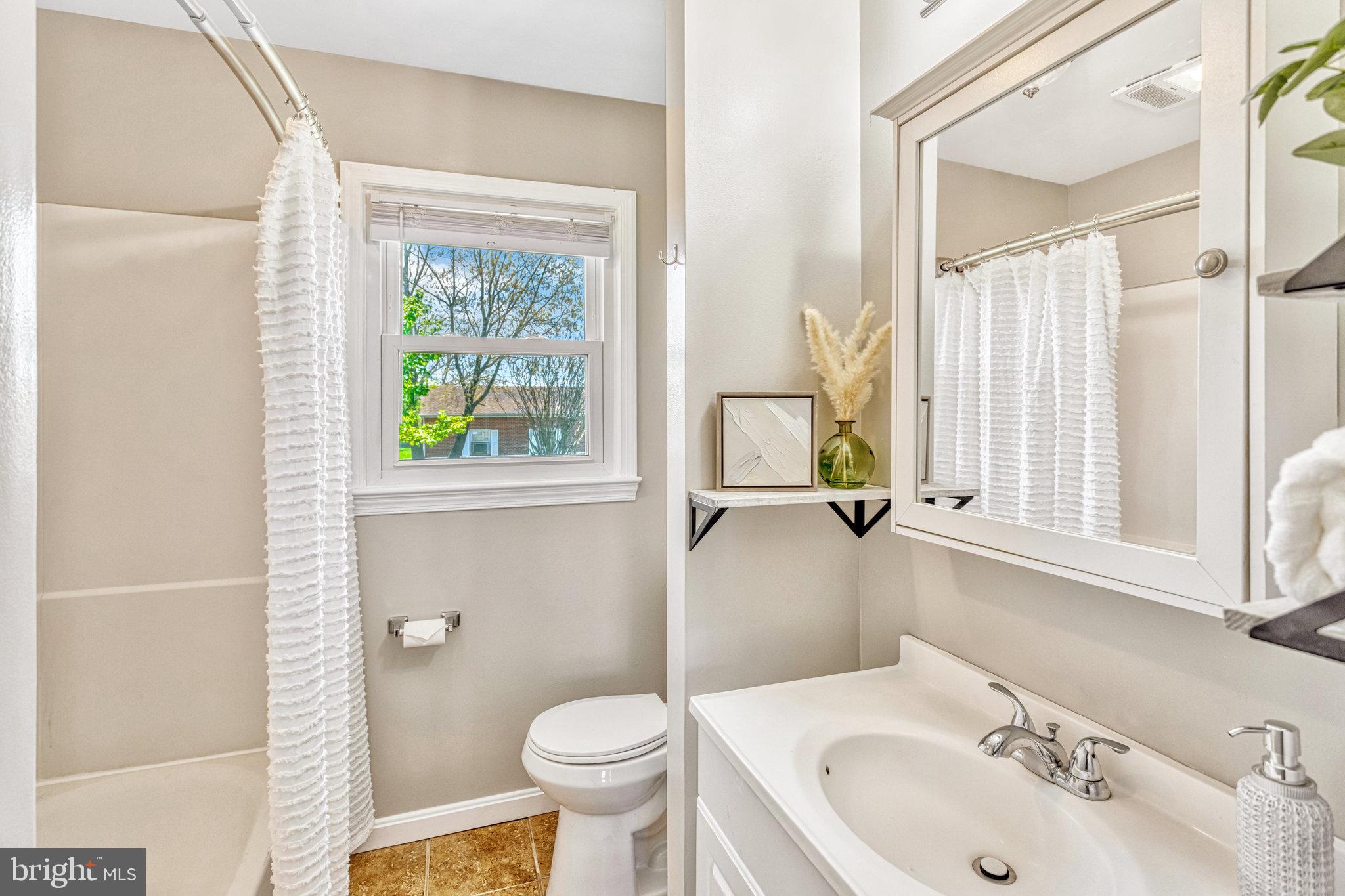 SHERATON HILLS - Residential