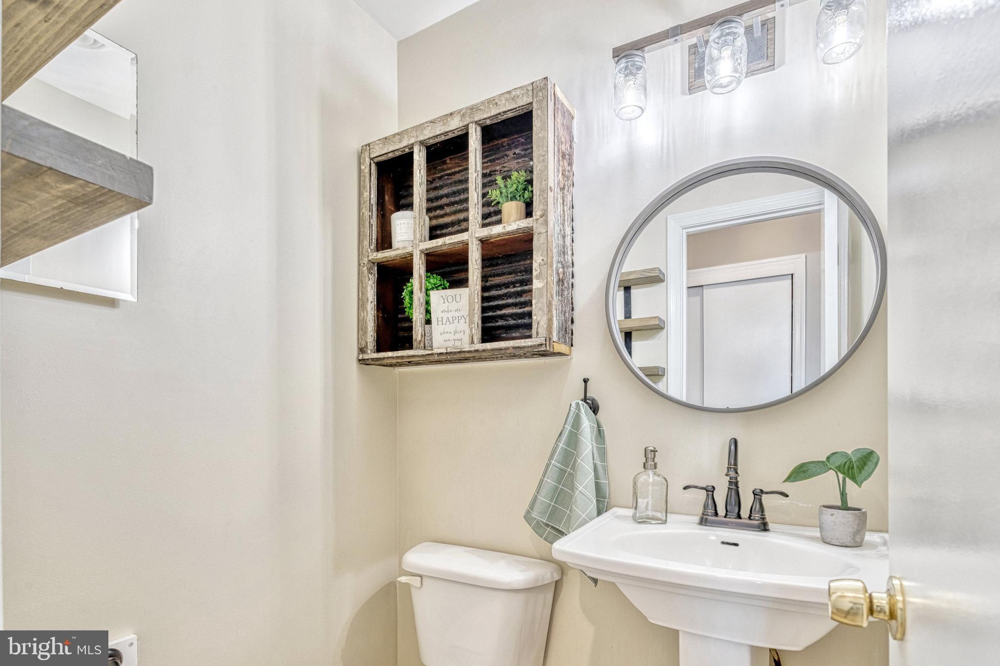 SHERATON HILLS - Residential