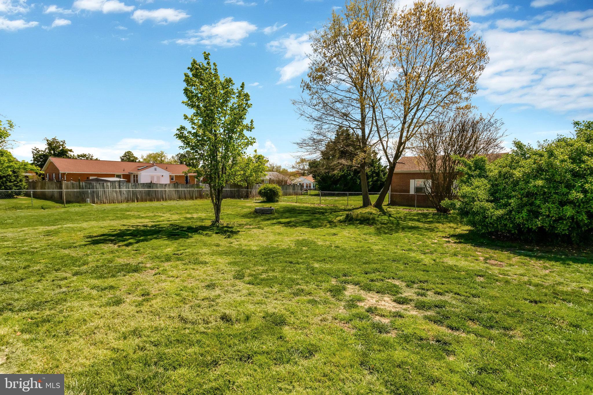 SHERATON HILLS - Residential