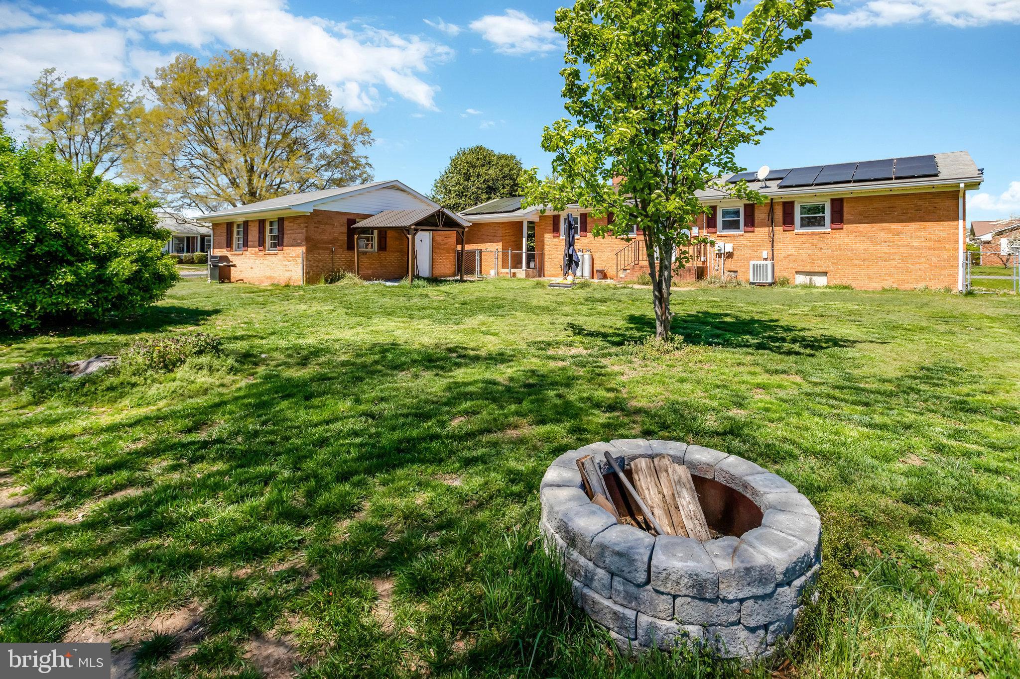 SHERATON HILLS - Residential