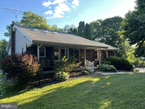 Homes For Sale - 1135 Deer Park Road Rd<br/> Carroll County, WESTMINSTER, MD 21157