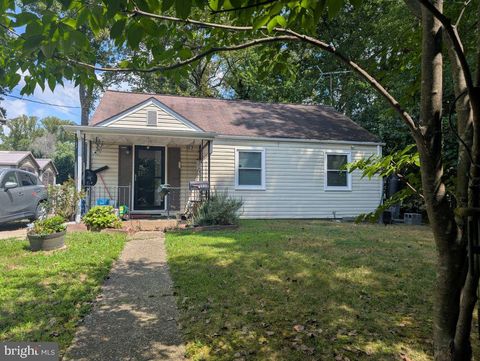1939 STORM DRIVE FALLS CHURCH VA 22043
