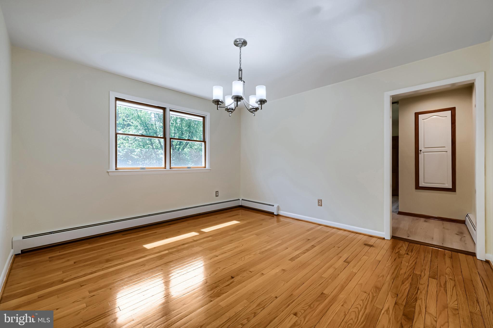 MOUNT HEBRON - Residential