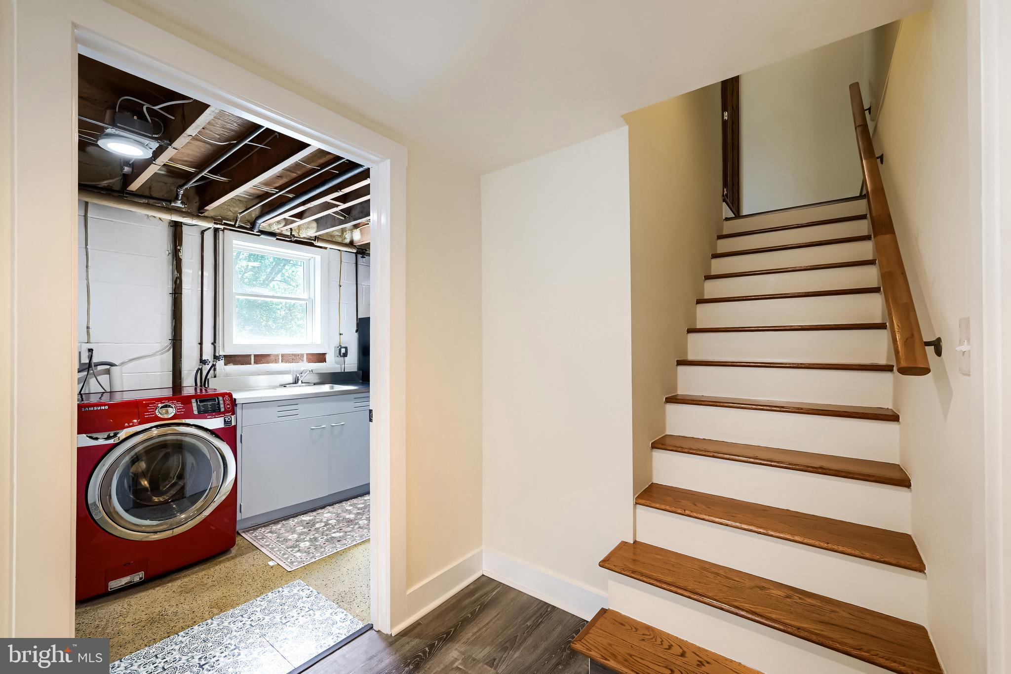 MOUNT HEBRON - Residential
