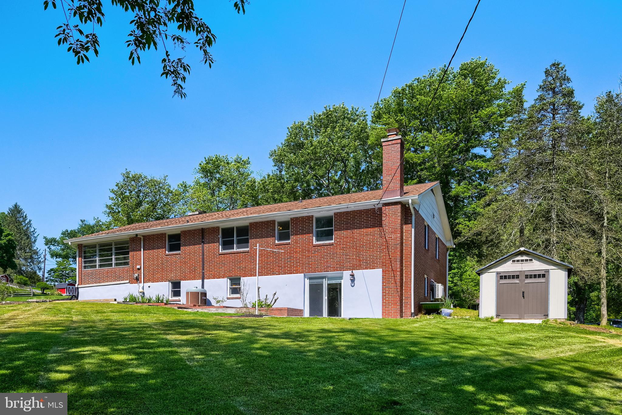 MOUNT HEBRON - Residential