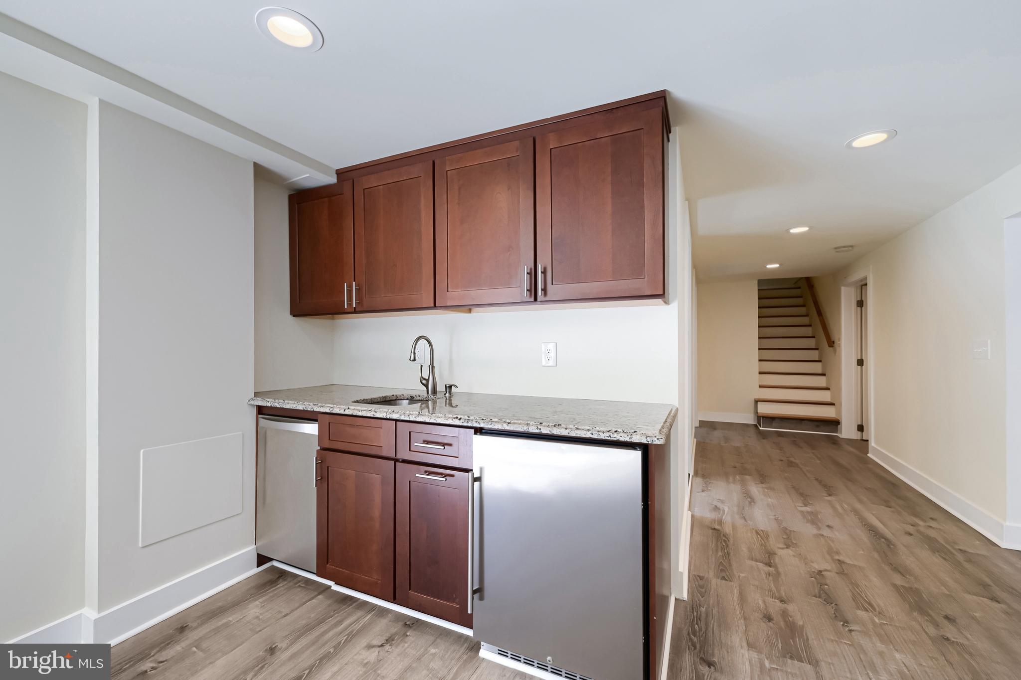 MOUNT HEBRON - Residential