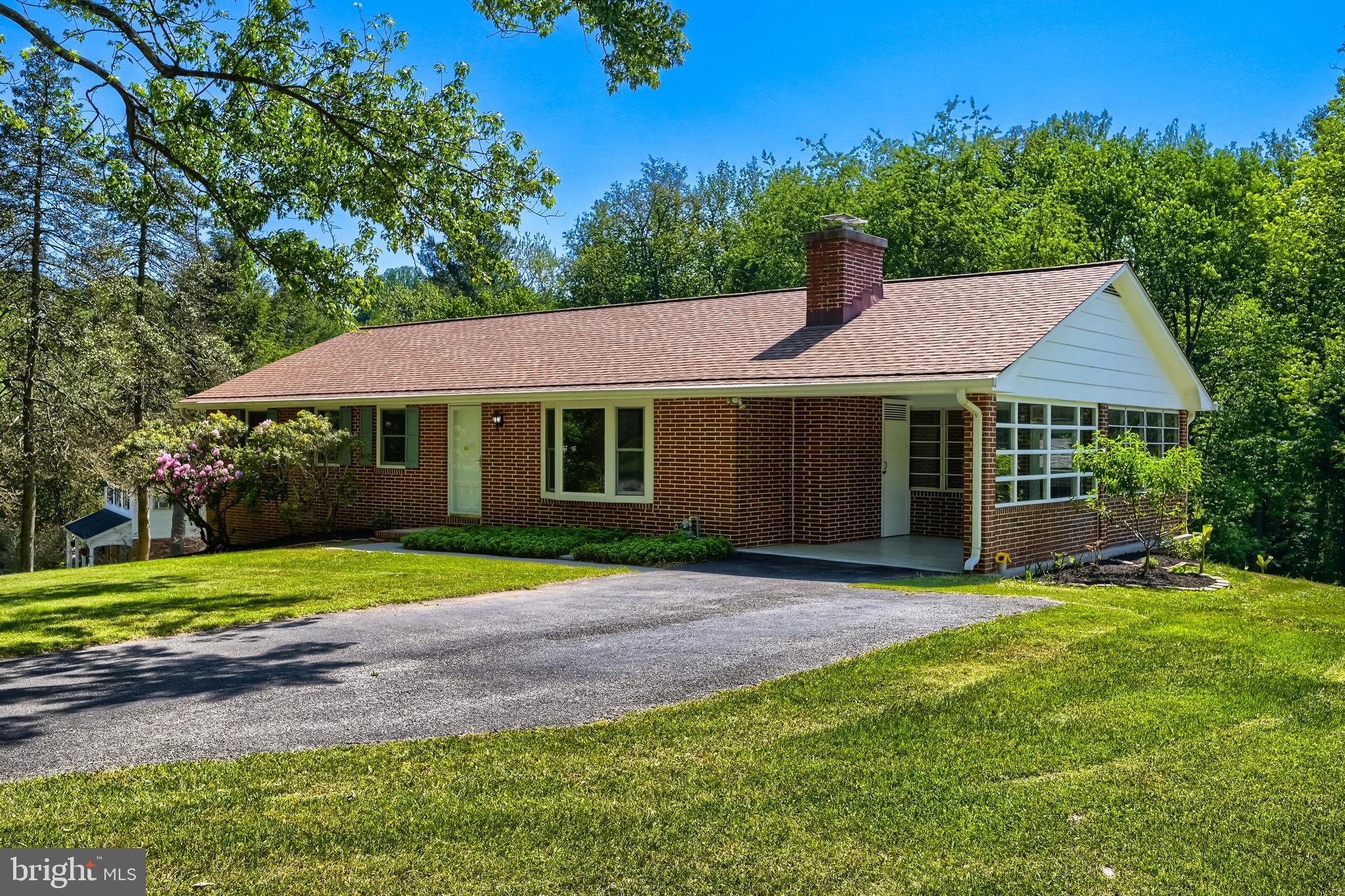 MOUNT HEBRON - Residential