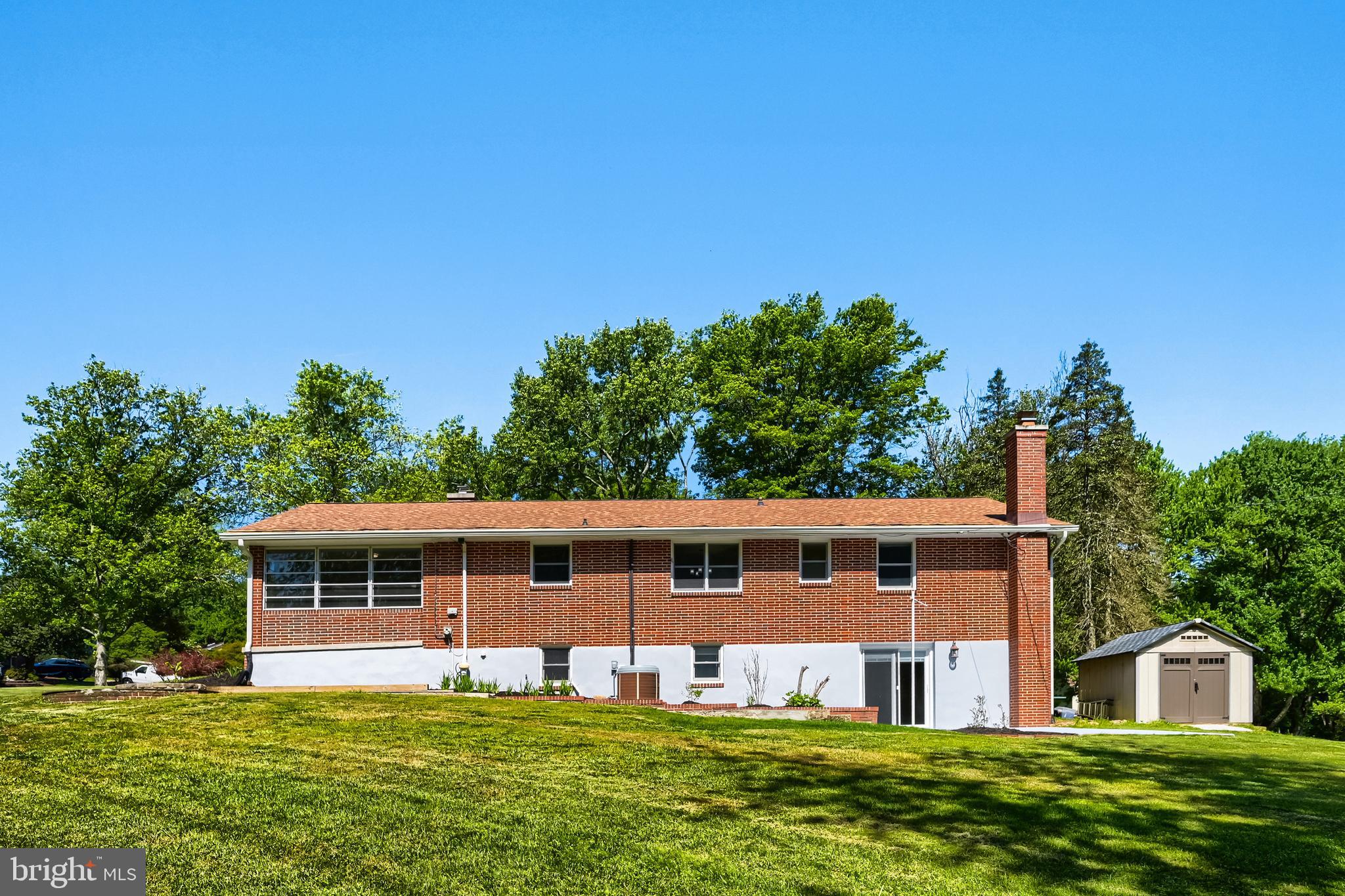 MOUNT HEBRON - Residential