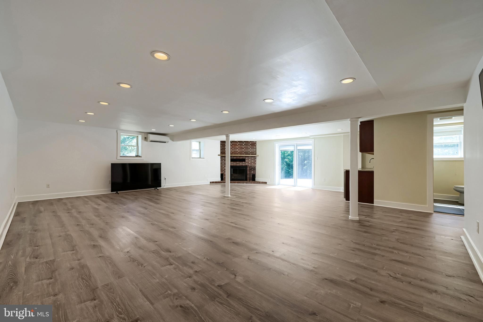 MOUNT HEBRON - Residential