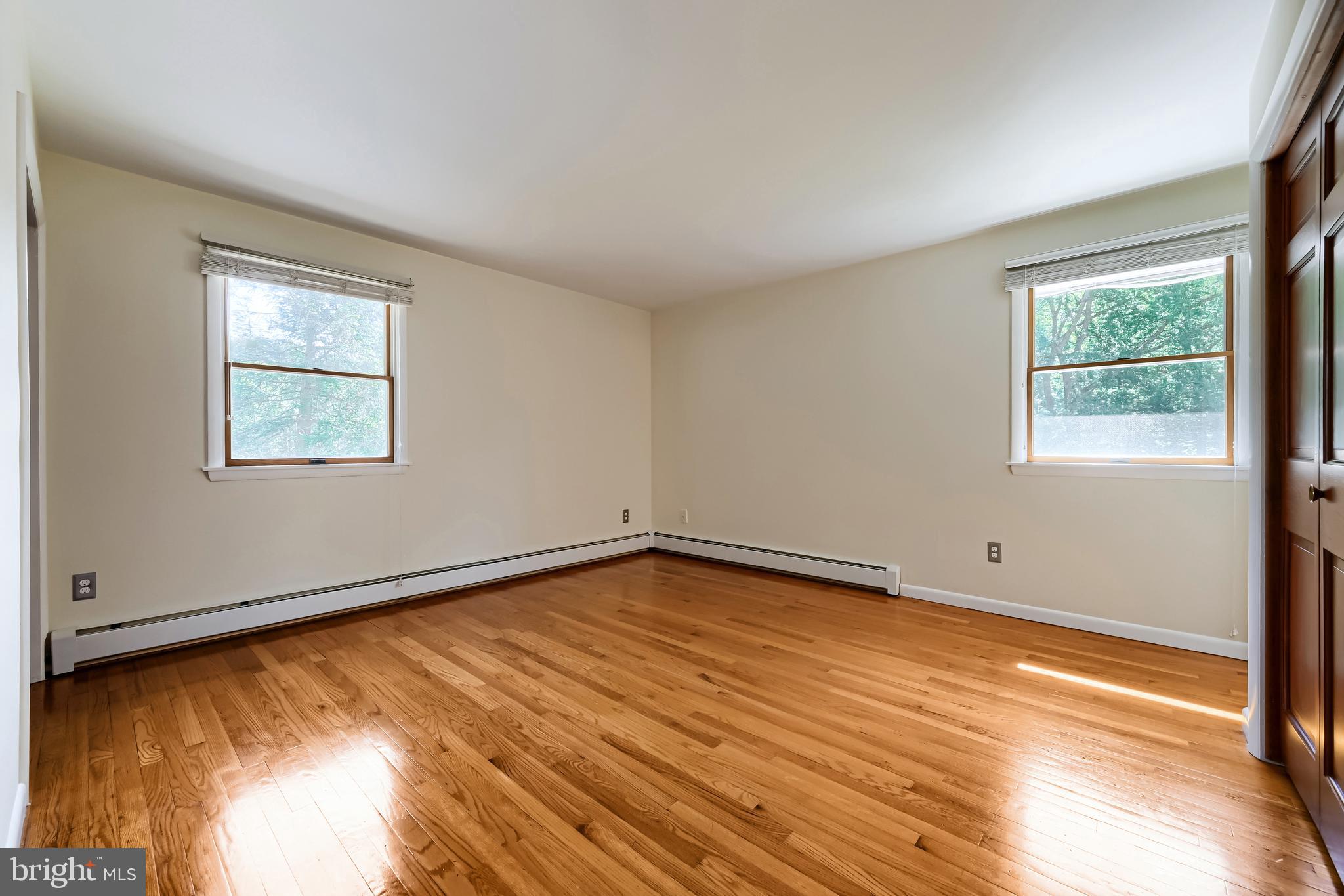 MOUNT HEBRON - Residential