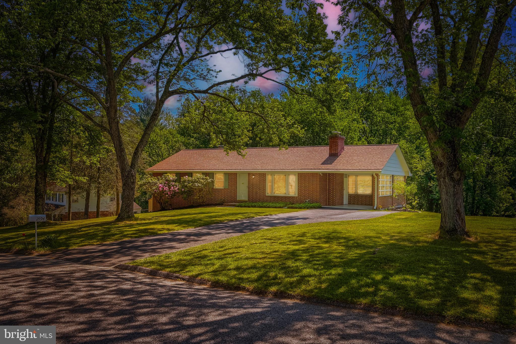 MOUNT HEBRON - Residential