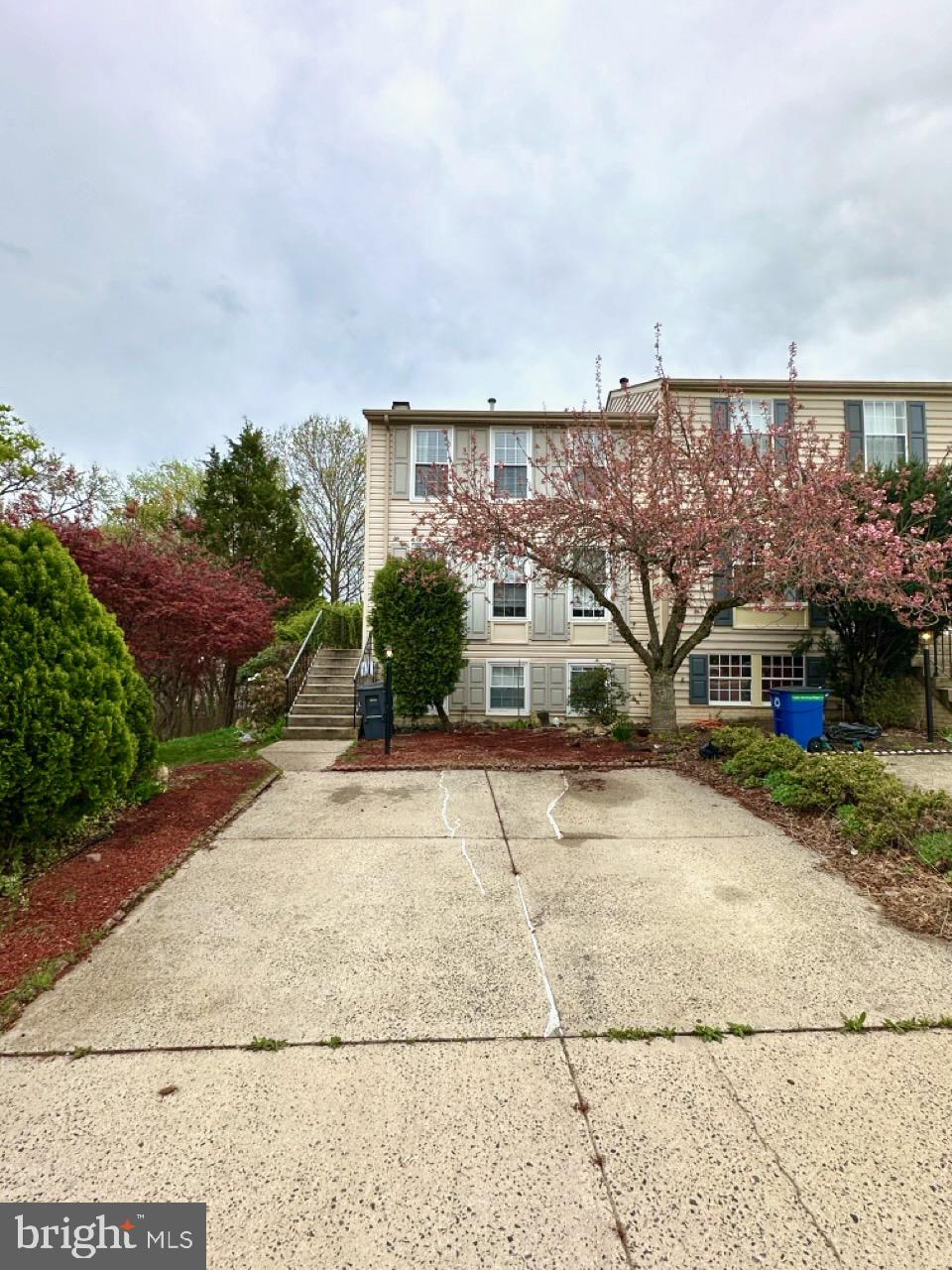 WINDING RIDGE - Residential Lease