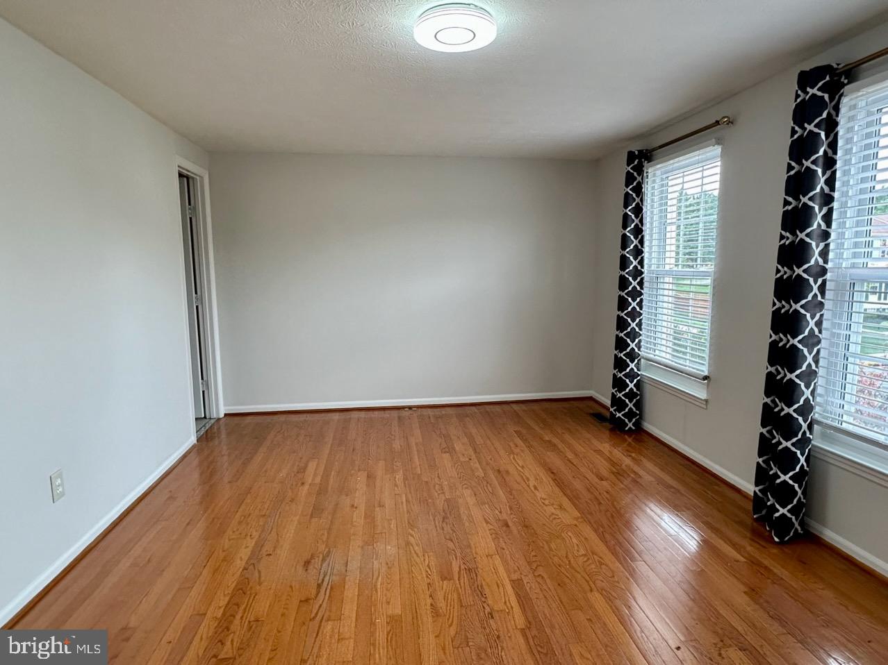 WINDING RIDGE - Residential Lease