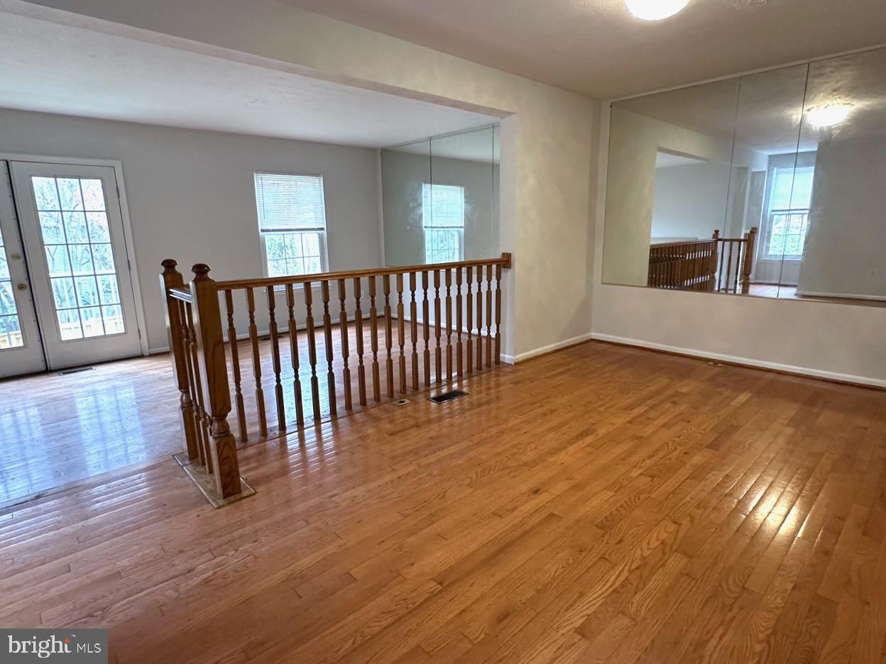 WINDING RIDGE - Residential Lease