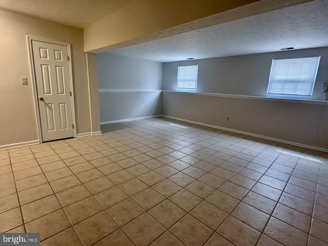 WINDING RIDGE - Residential Lease