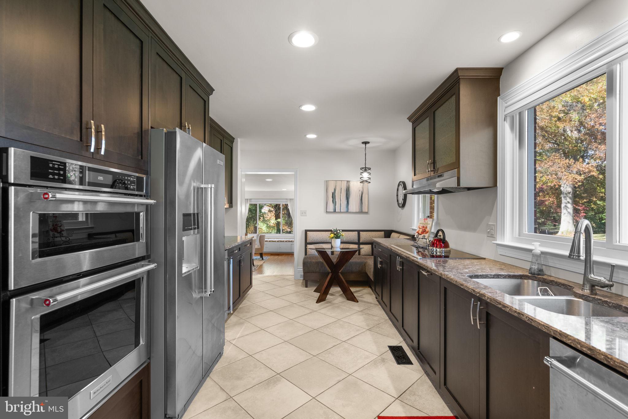 MYERSVILLE - Residential