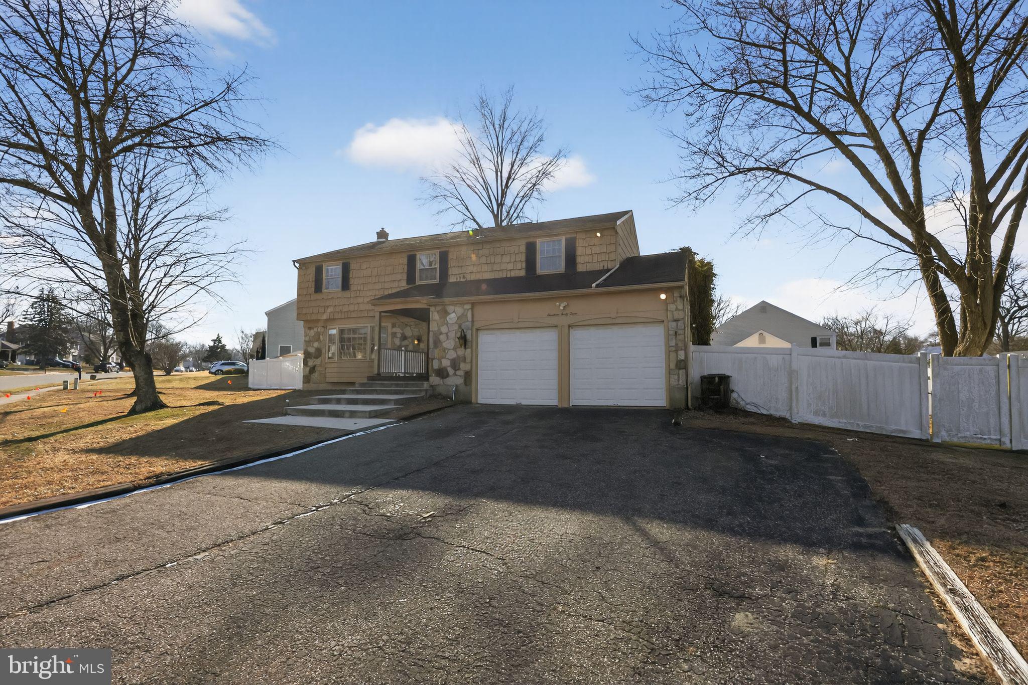 1943 BIRCHWOOD PK DRIVE N