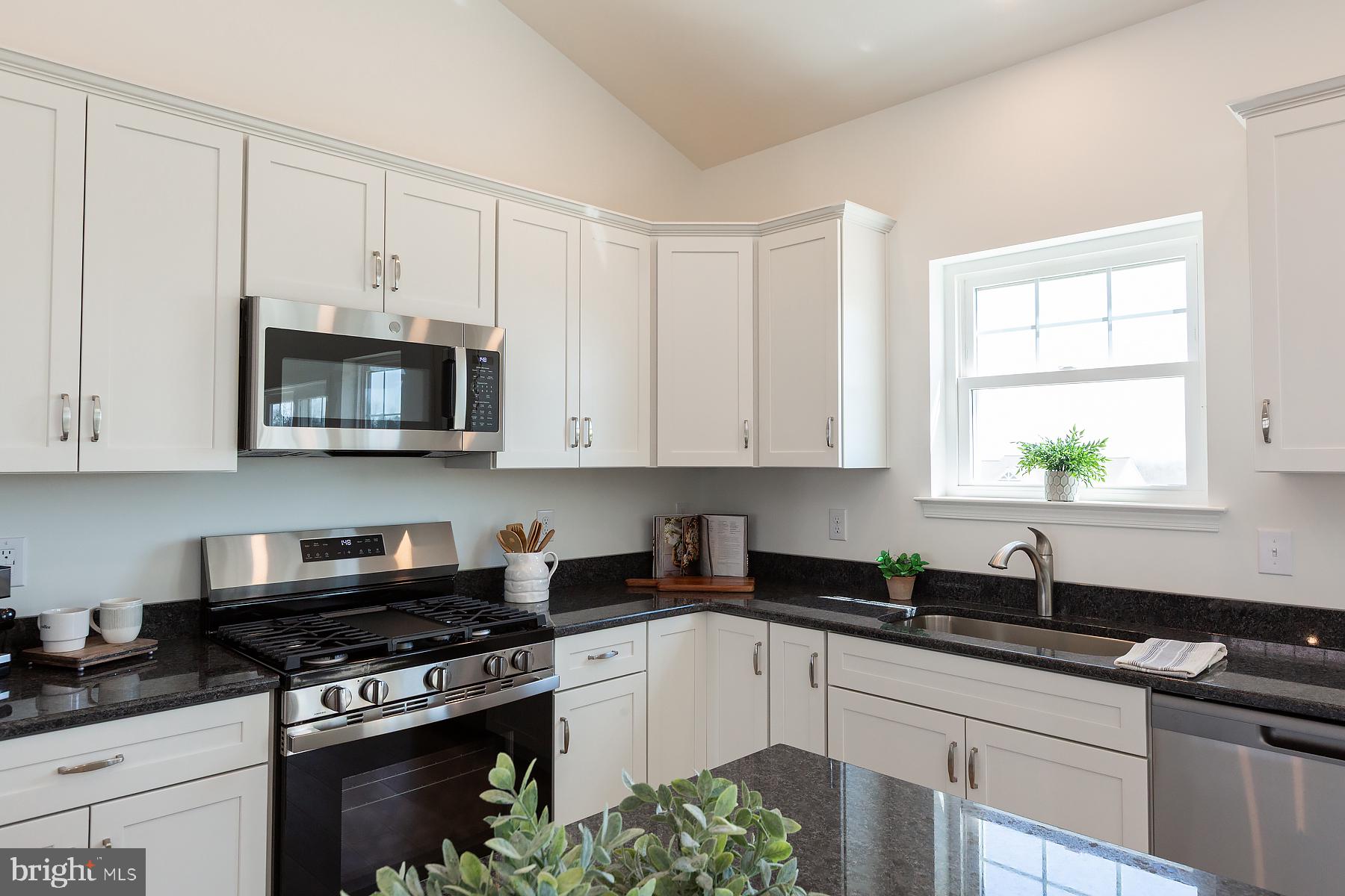 PINE VIEW ESTATES - Residential