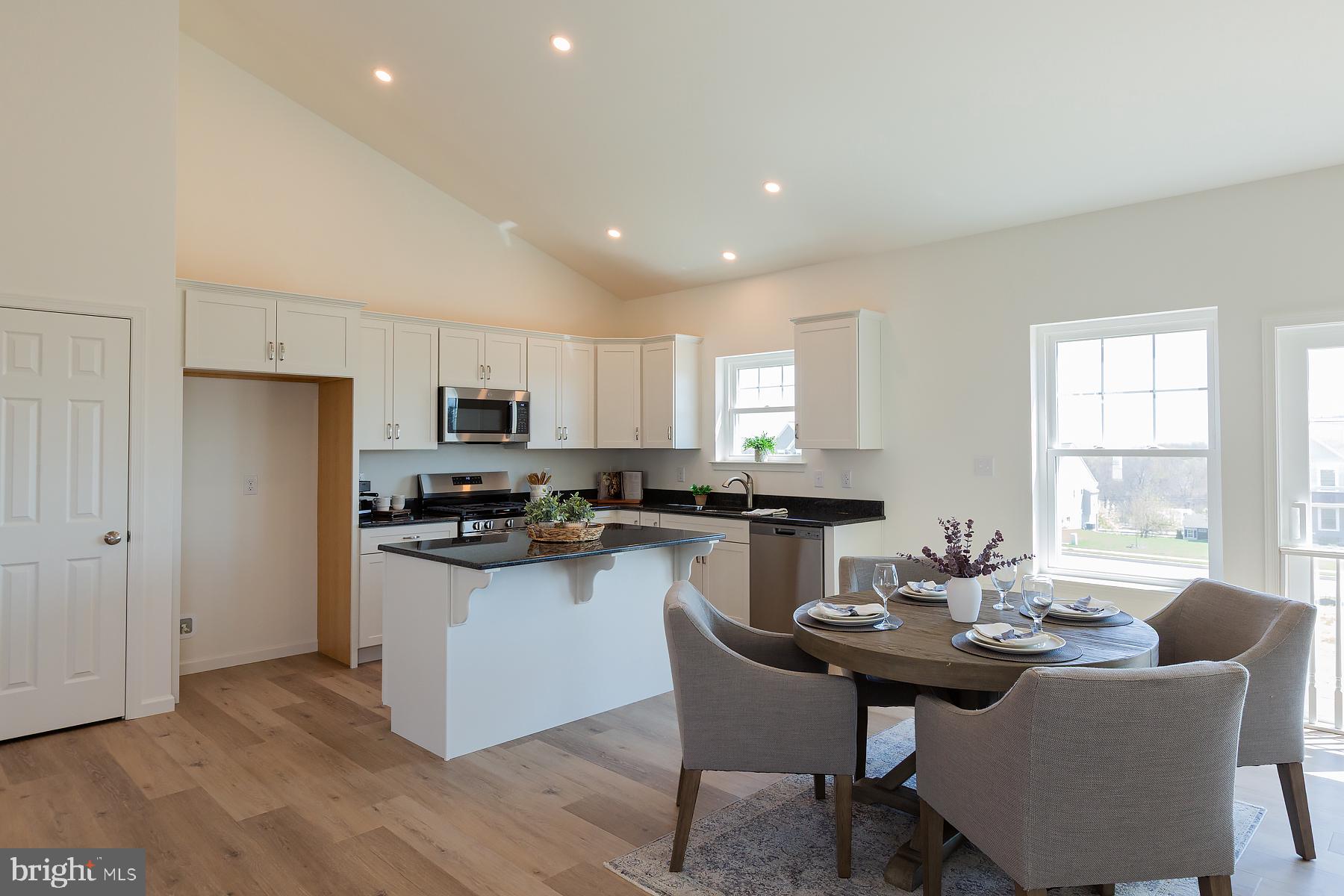 PINE VIEW ESTATES - Residential