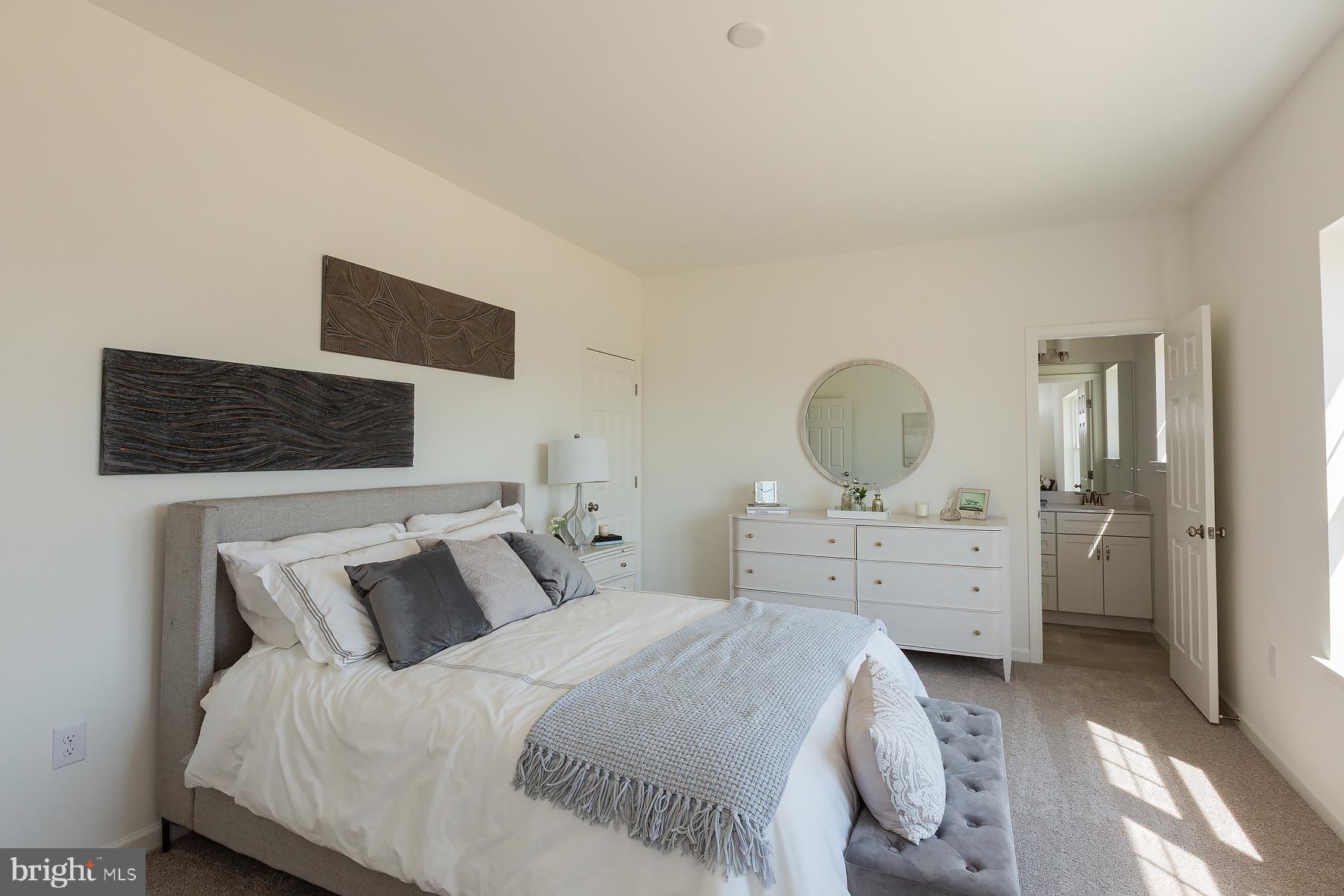 PINE VIEW ESTATES - Residential