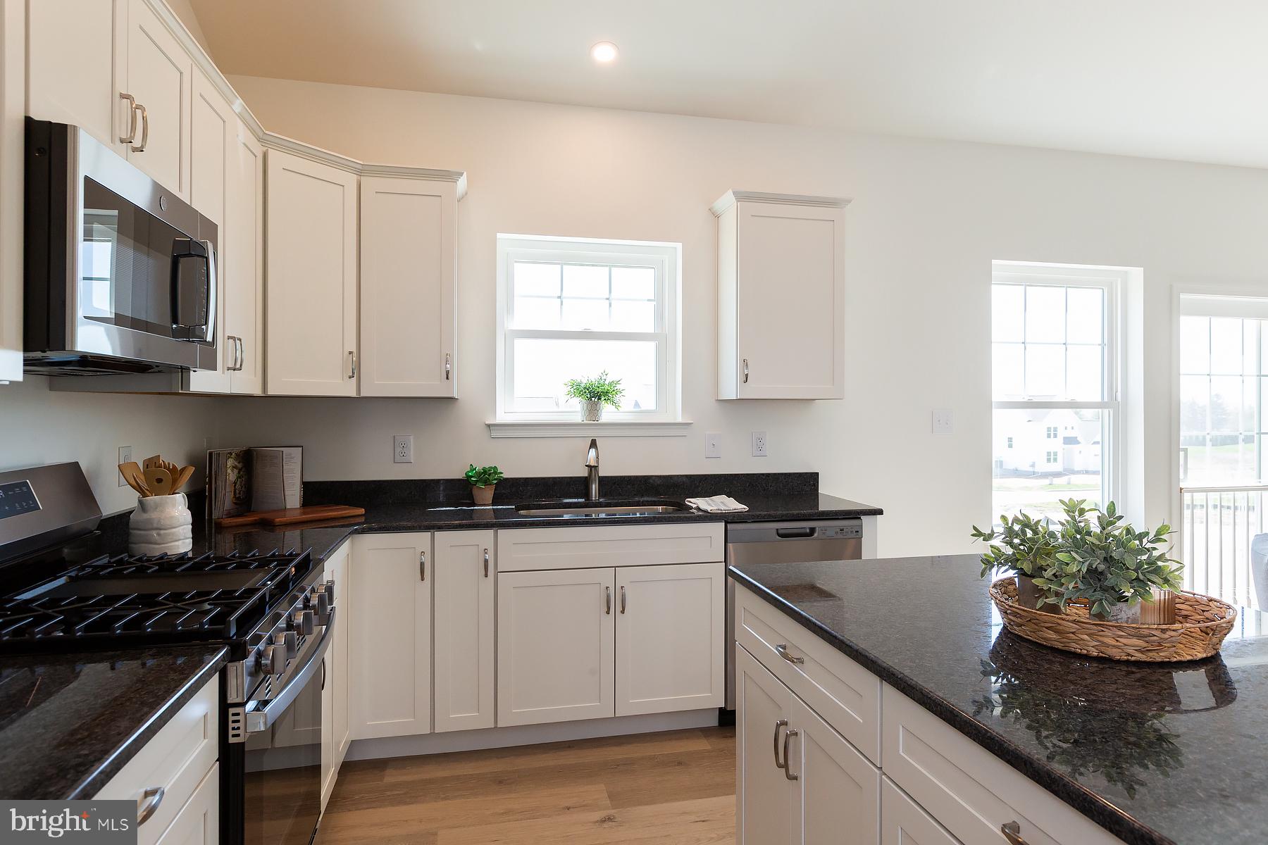 PINE VIEW ESTATES - Residential