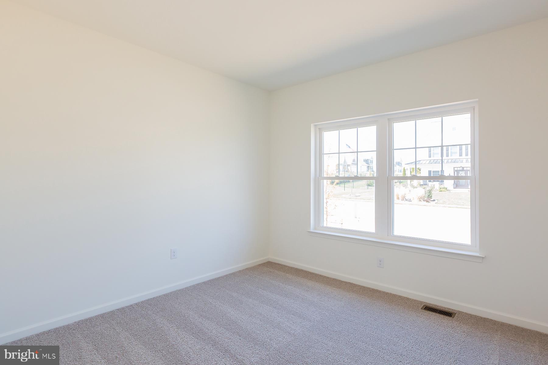 PINE VIEW ESTATES - Residential