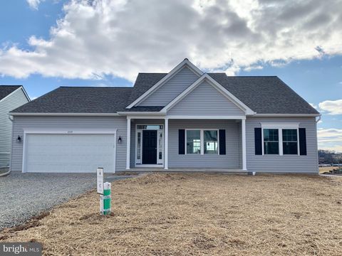 Photo of 209 Hinson Drive Lot #87 Qd (douglas), OXFORD, PA 19363 (MLS # PACT2112022)