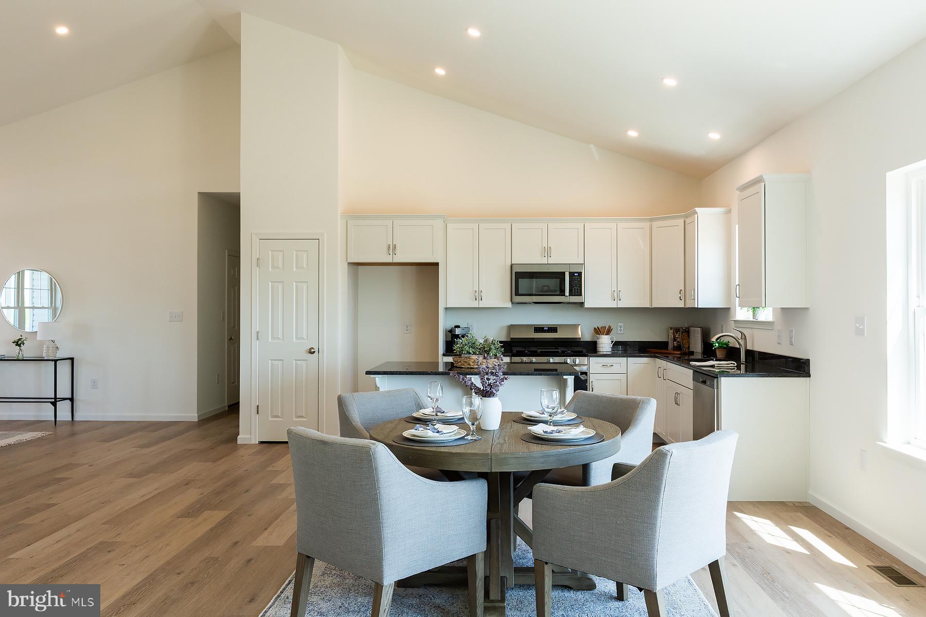 PINE VIEW ESTATES - Residential