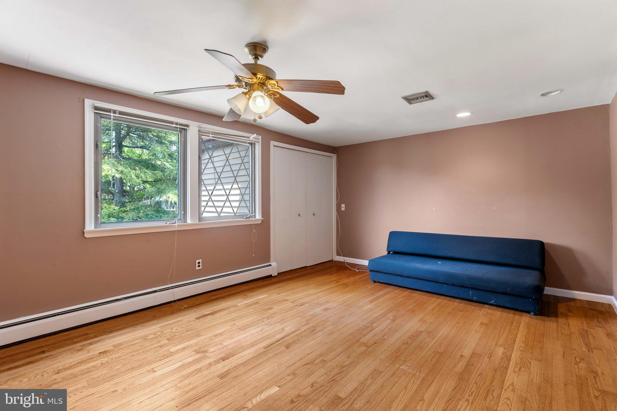 PINE WOODS - Residential