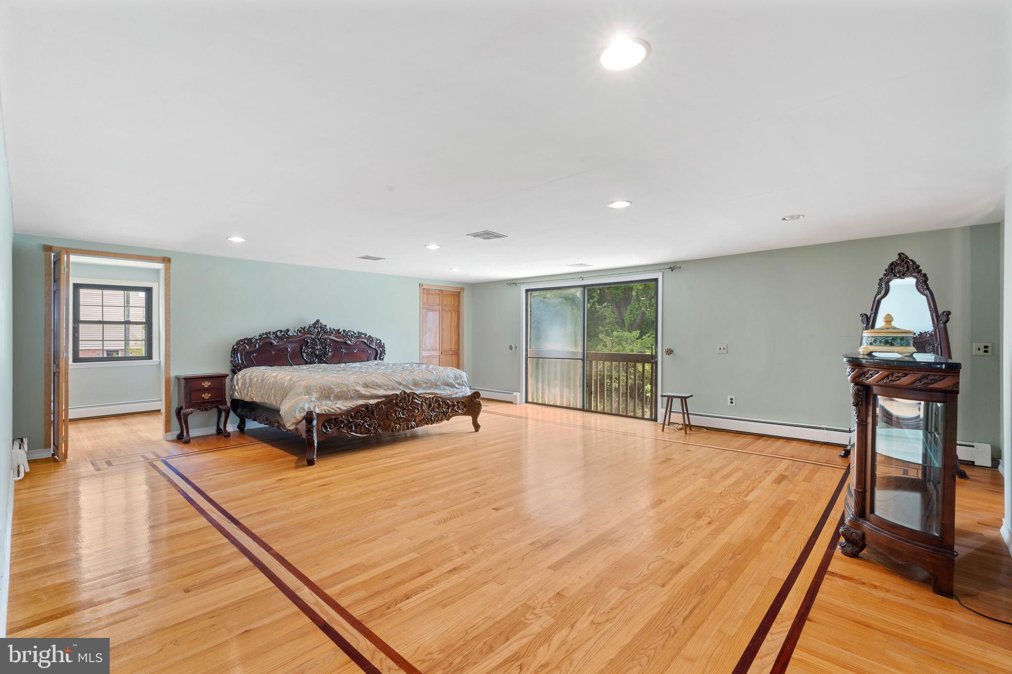 PINE WOODS - Residential