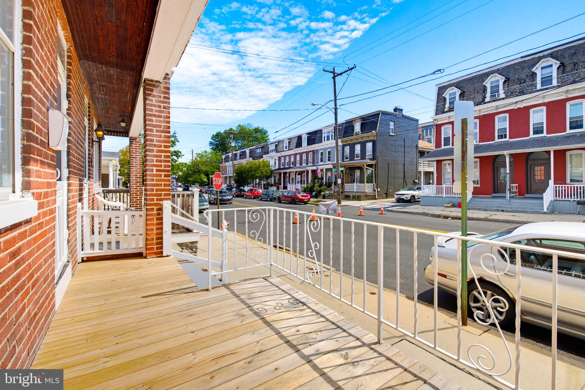 121 E NEW