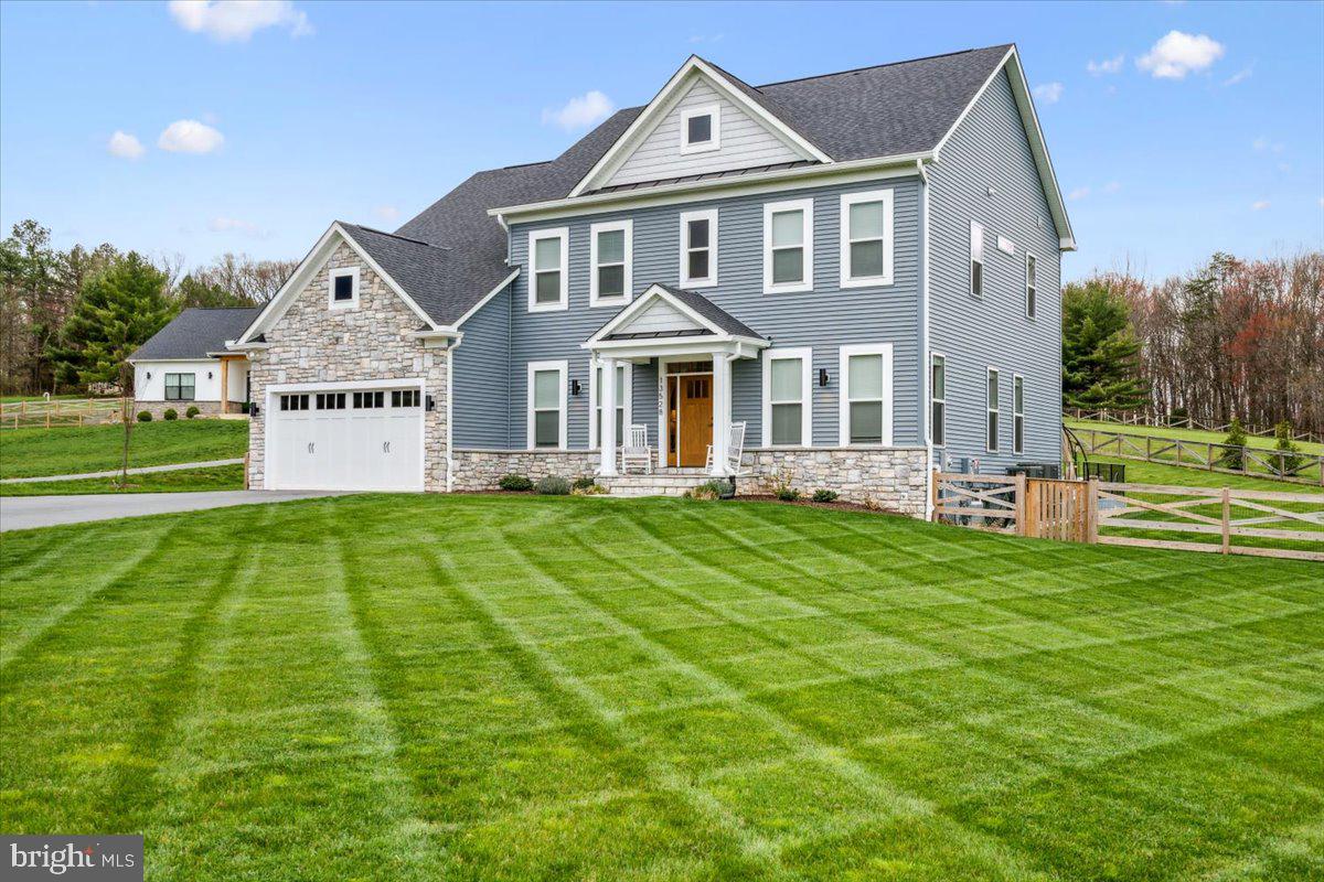 11027 LOCUST DRIVE