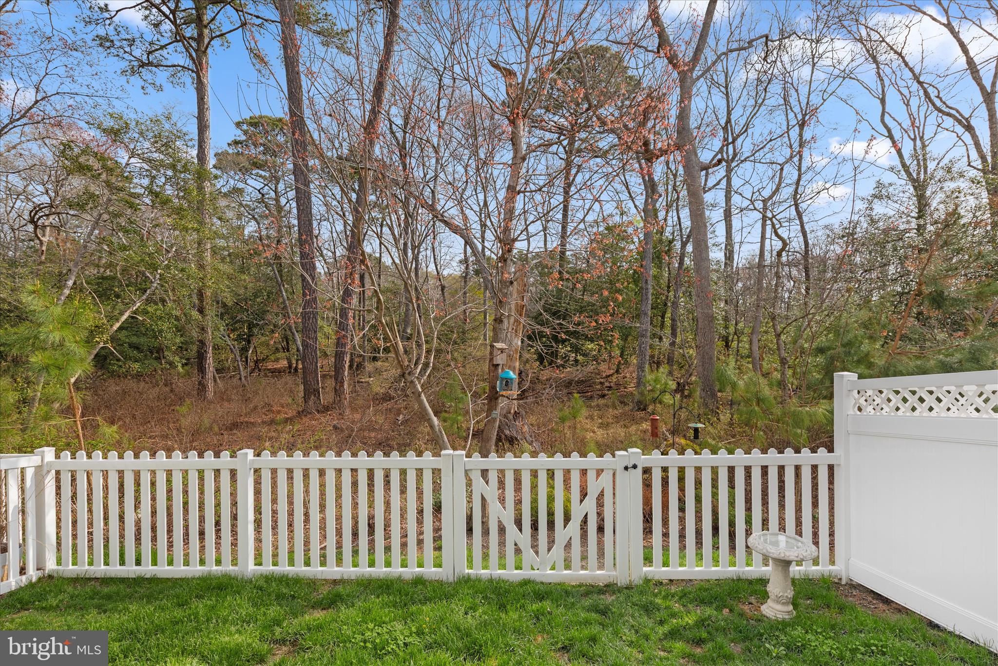 SEA OAKS VILLAGE - Residential