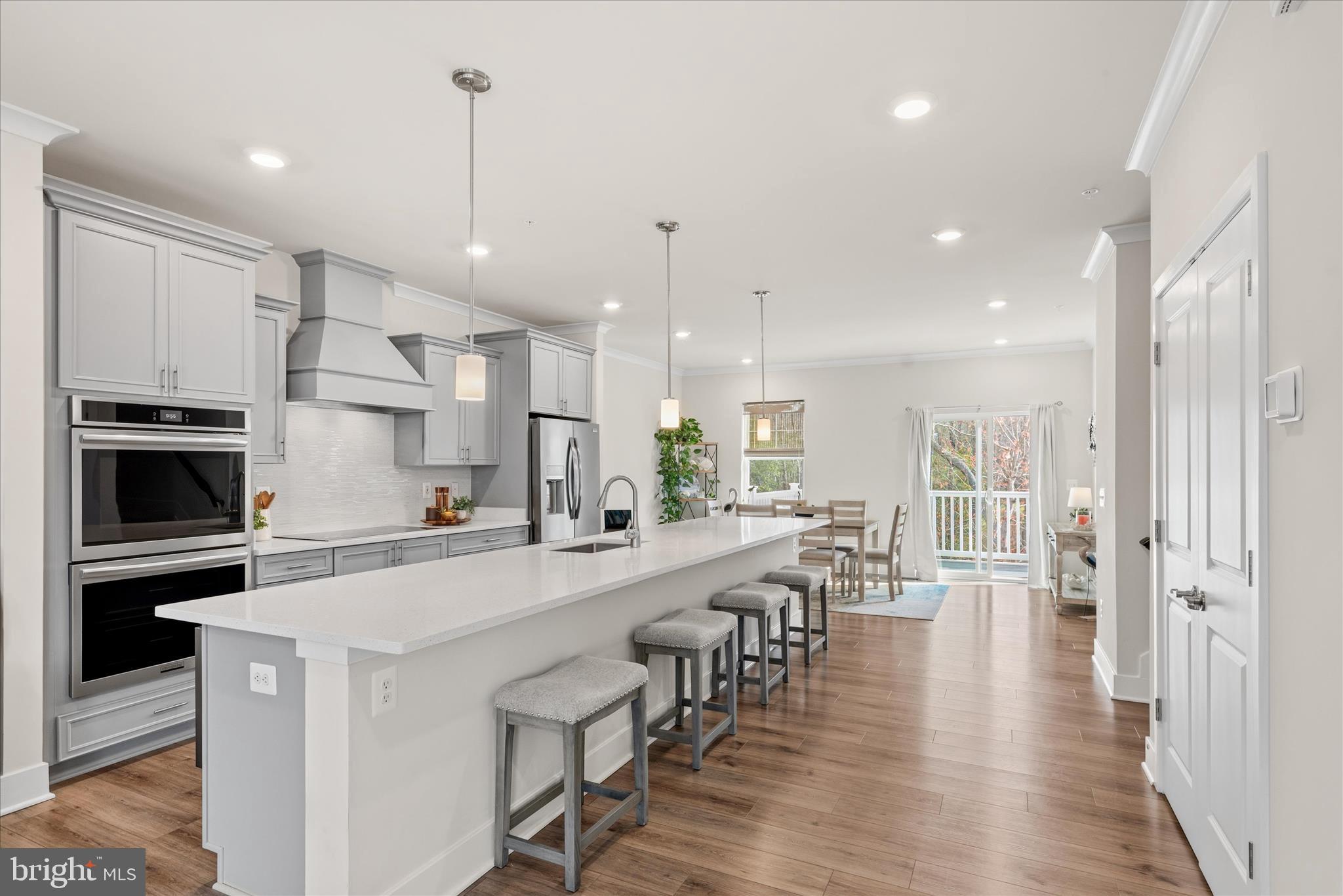 SEA OAKS VILLAGE - Residential