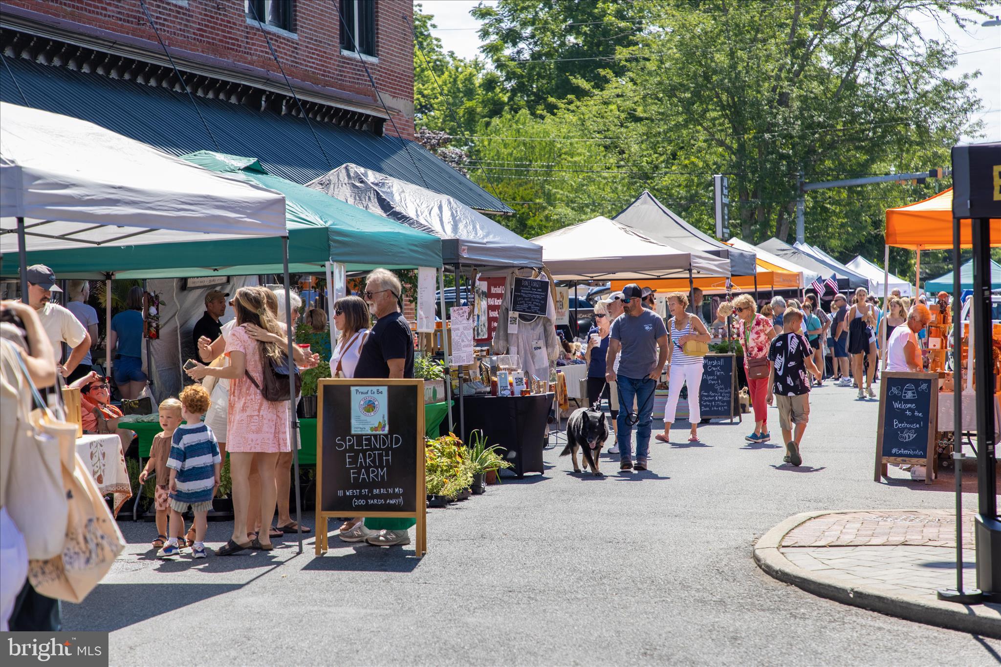 SEA OAKS VILLAGE - Residential