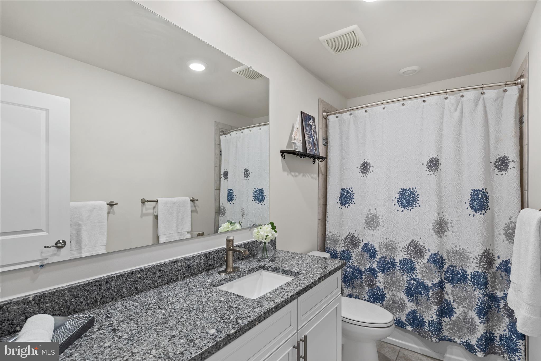 SEA OAKS VILLAGE - Residential