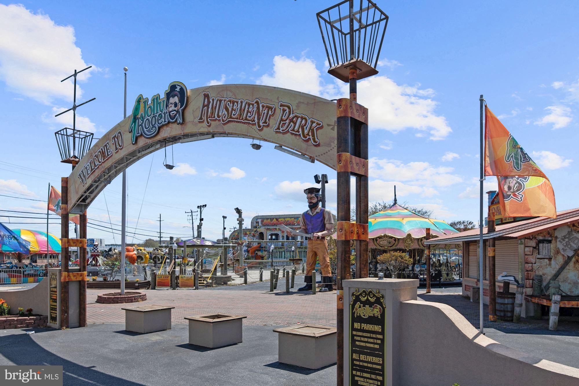 SEA OAKS VILLAGE - Residential