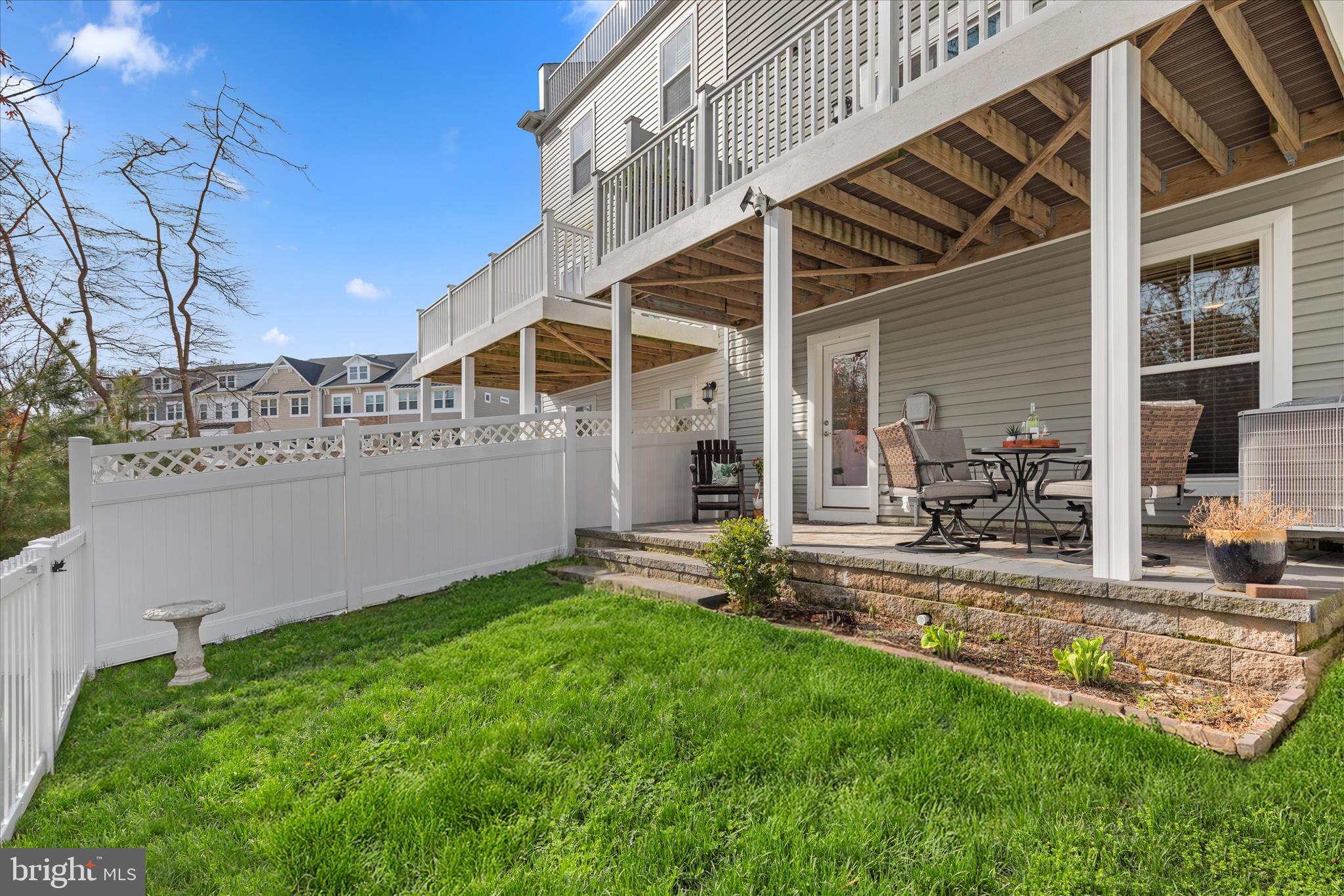 SEA OAKS VILLAGE - Residential