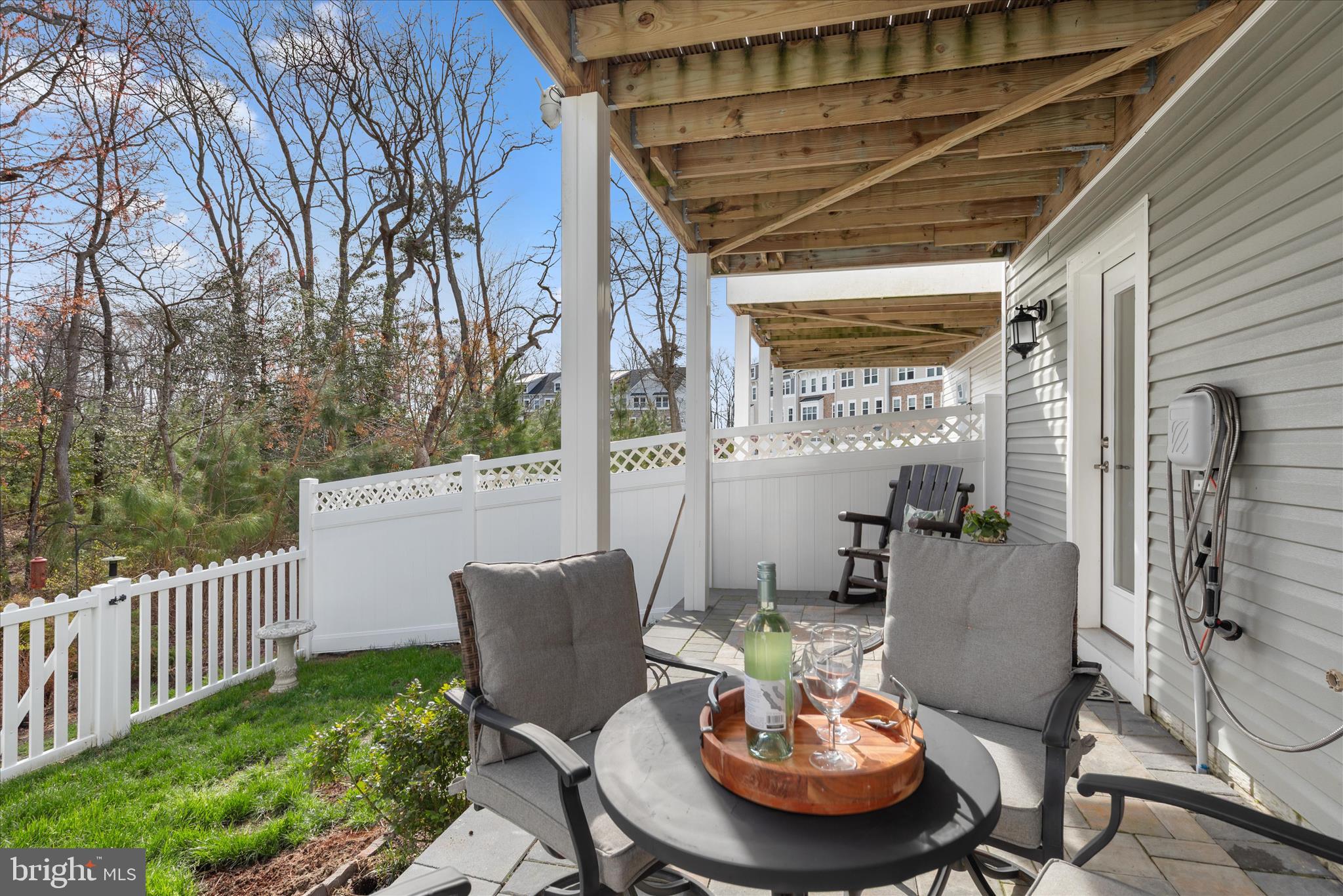 SEA OAKS VILLAGE - Residential