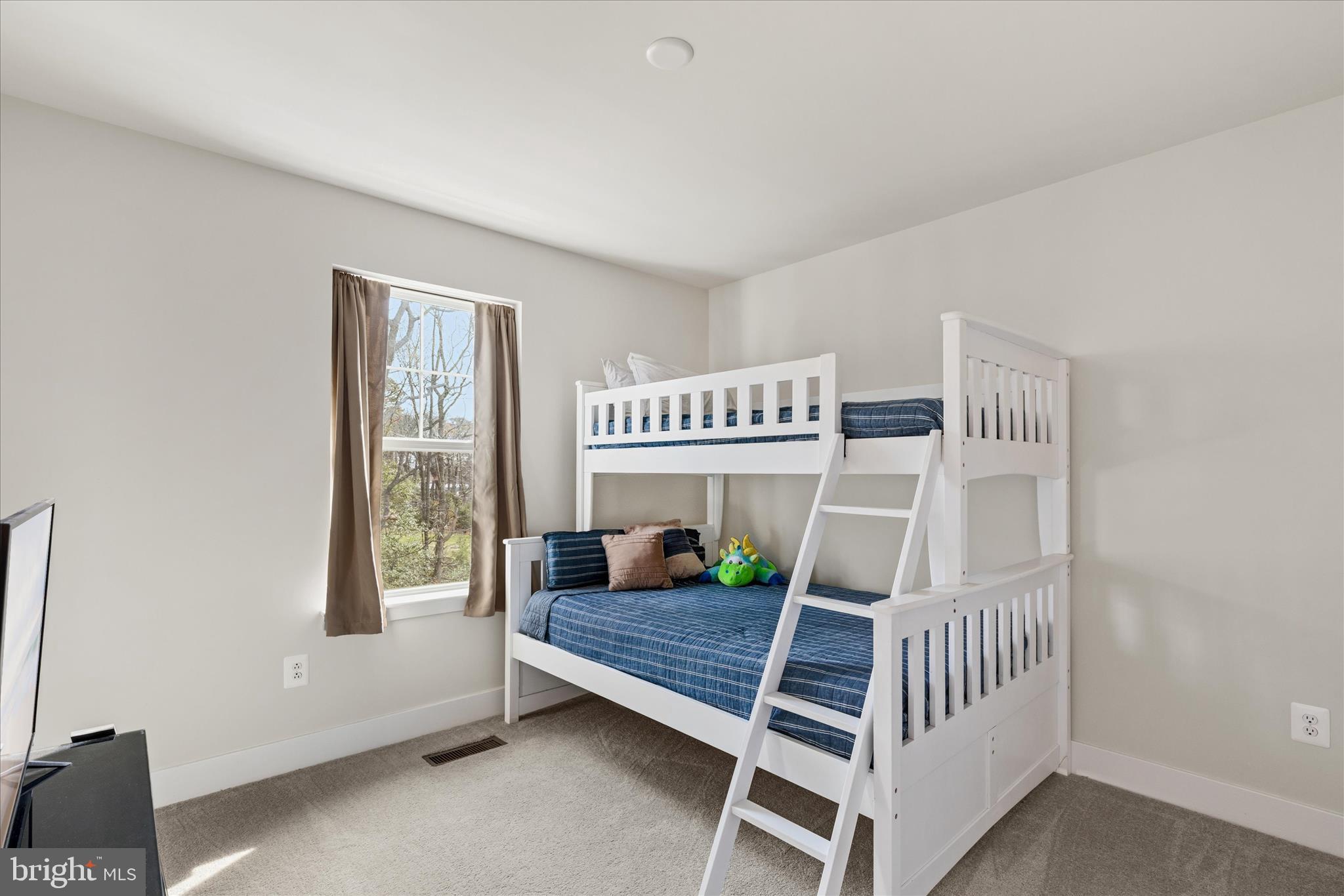 SEA OAKS VILLAGE - Residential