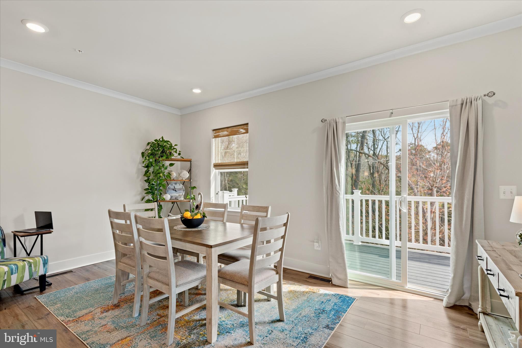 SEA OAKS VILLAGE - Residential