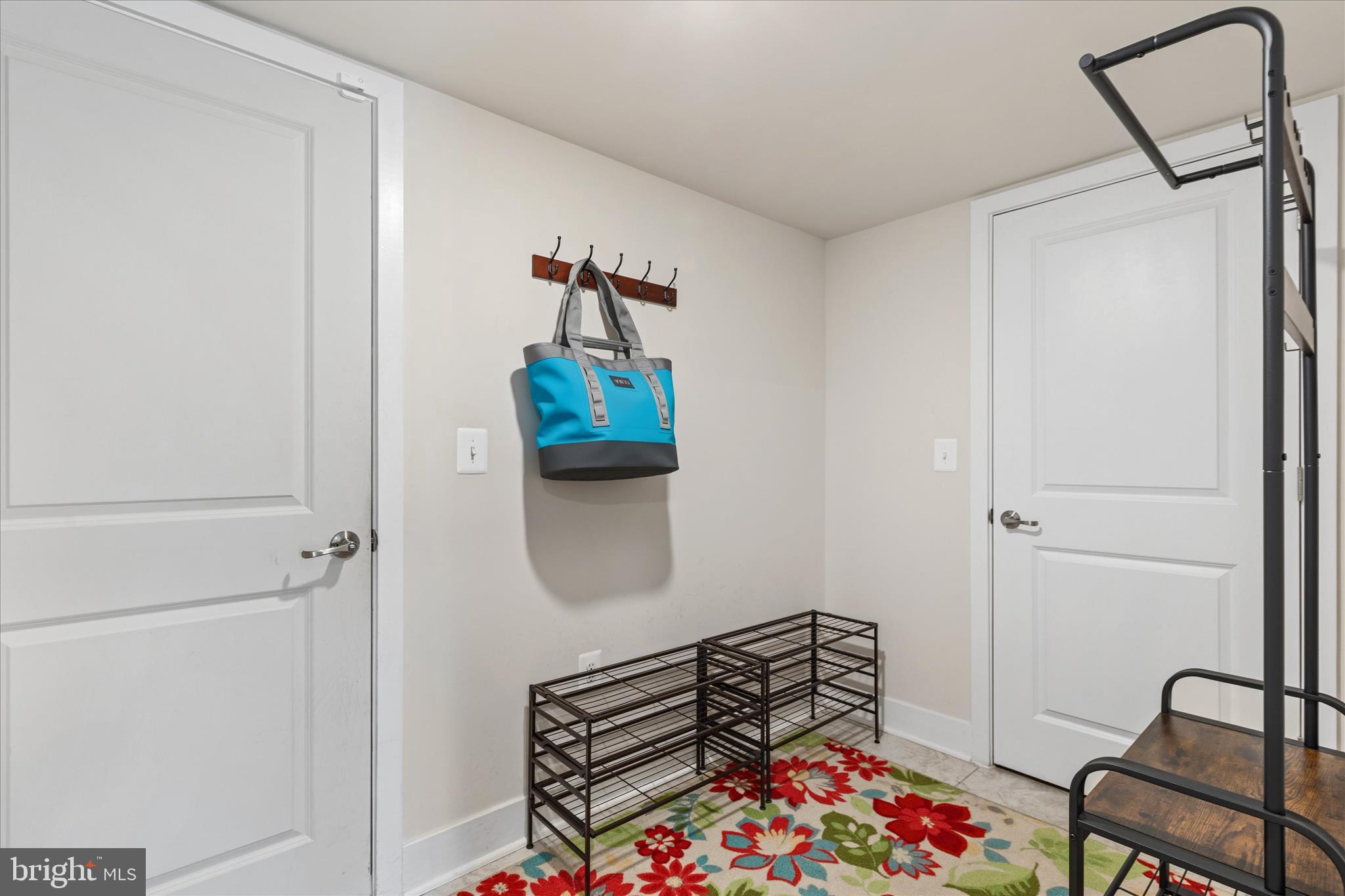 SEA OAKS VILLAGE - Residential