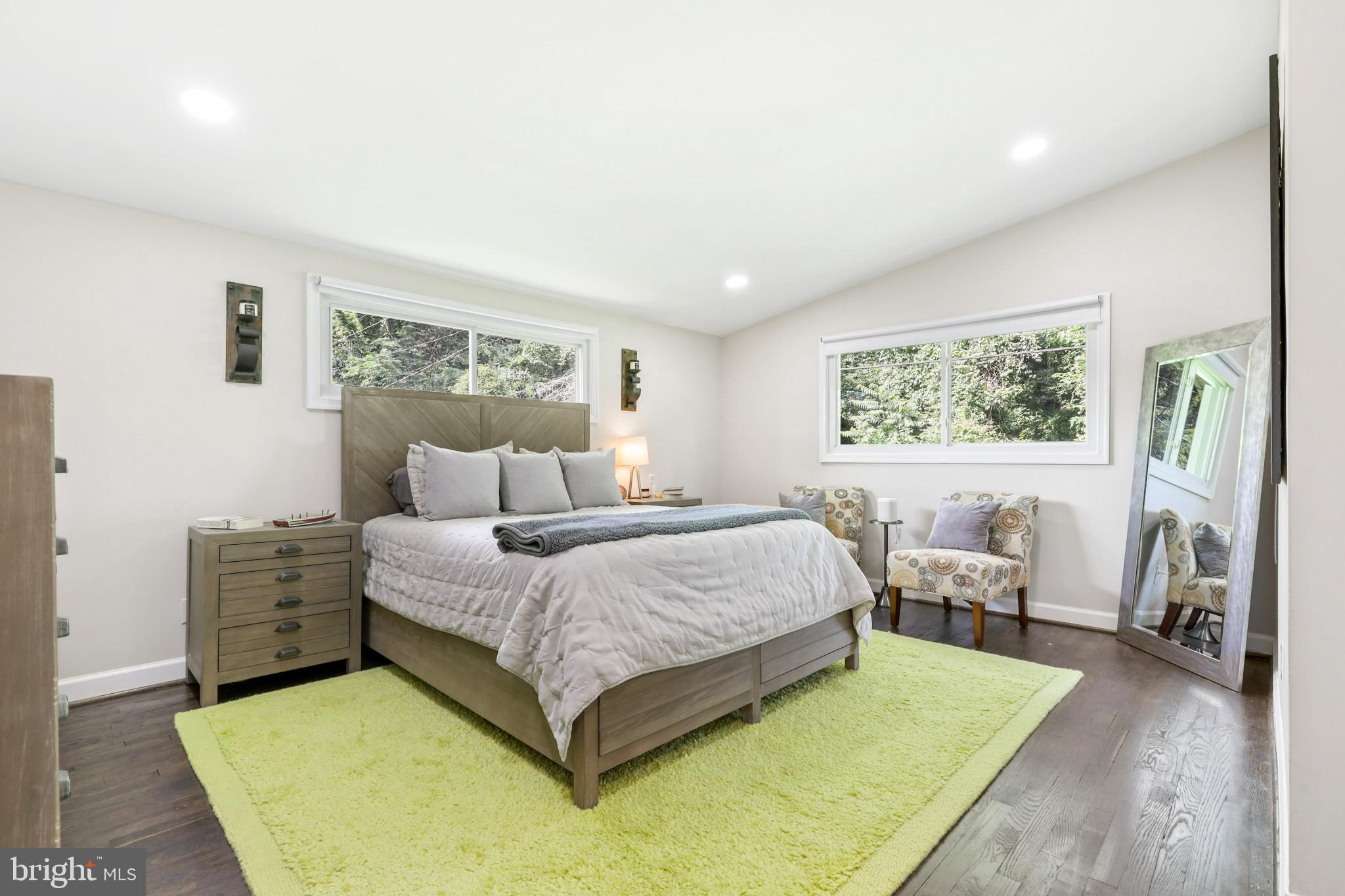 MOUNT WASHINGTON - Residential