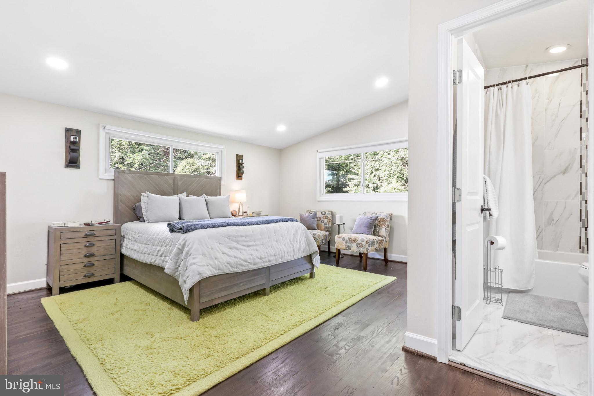 MOUNT WASHINGTON - Residential