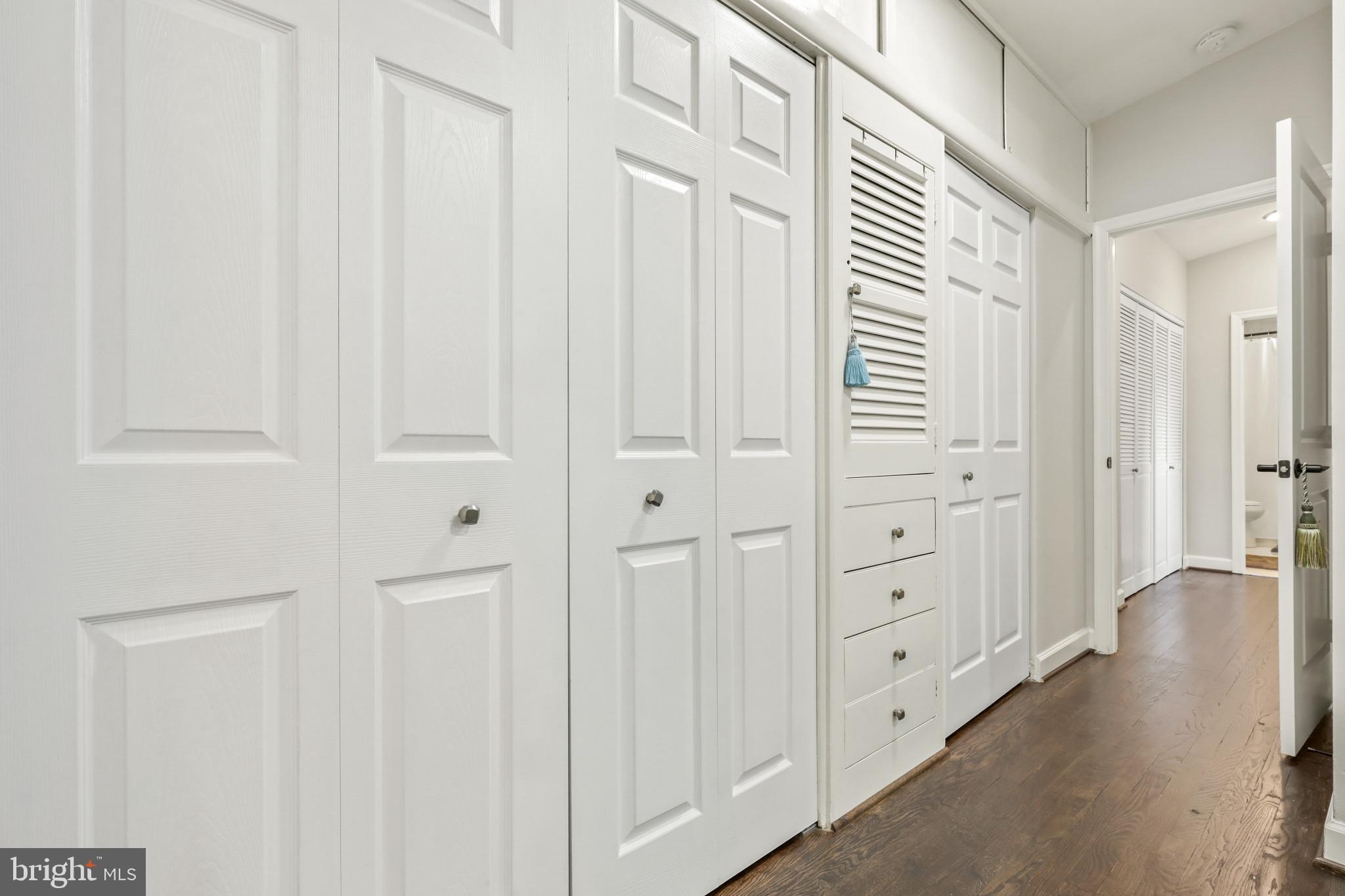 MOUNT WASHINGTON - Residential