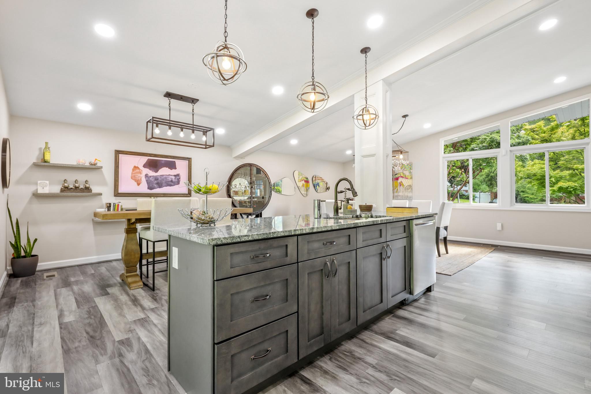 MOUNT WASHINGTON - Residential