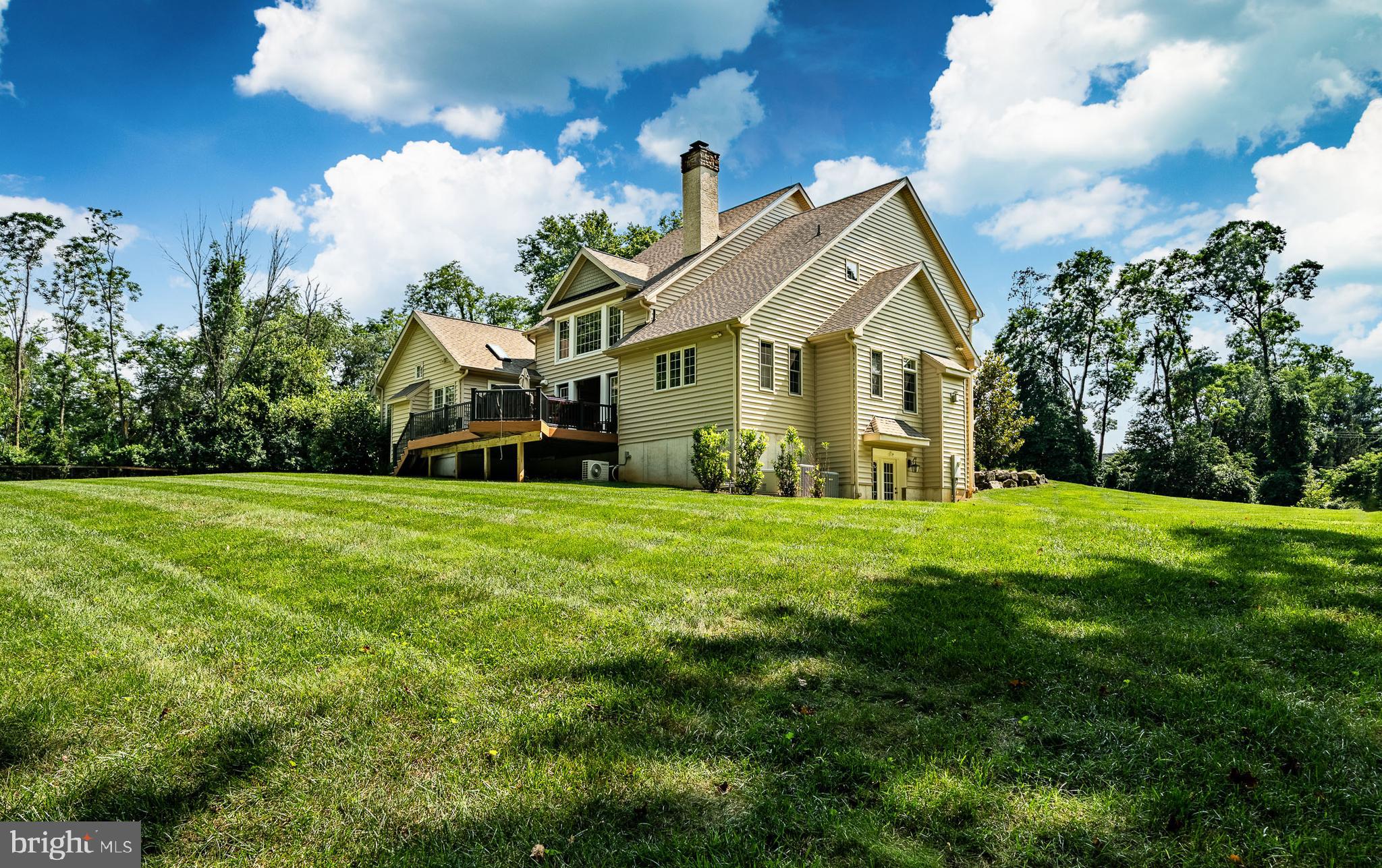 RADNOR HUNT - Residential