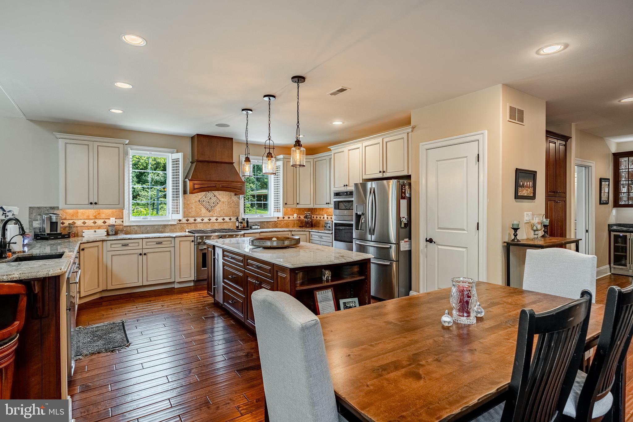 RADNOR HUNT - Residential