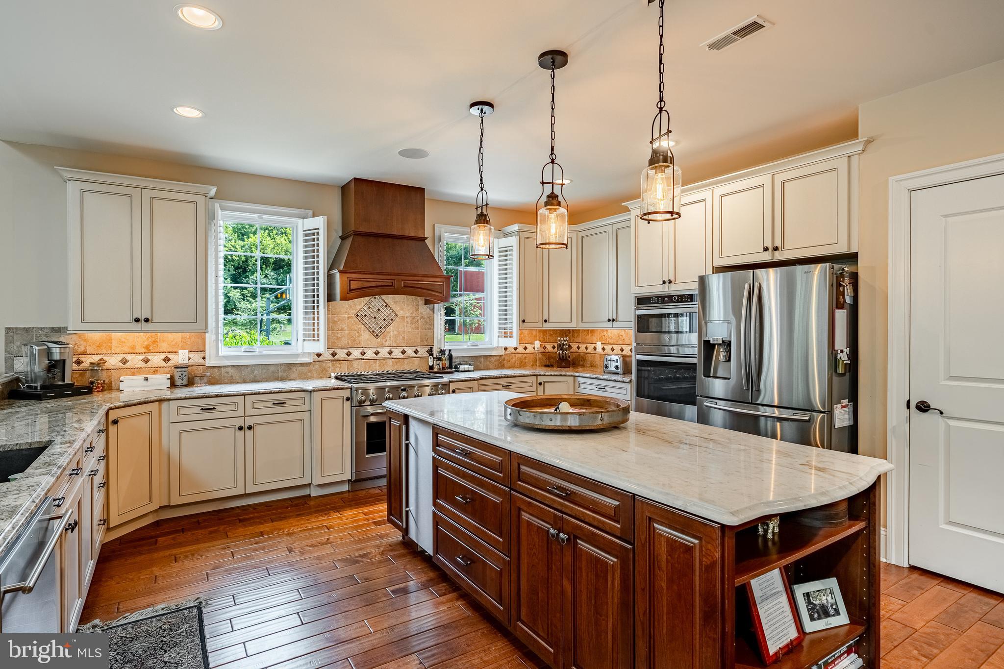 RADNOR HUNT - Residential